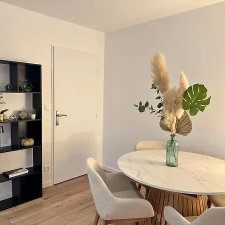 Appartamento With Private Parking Strasburgo
